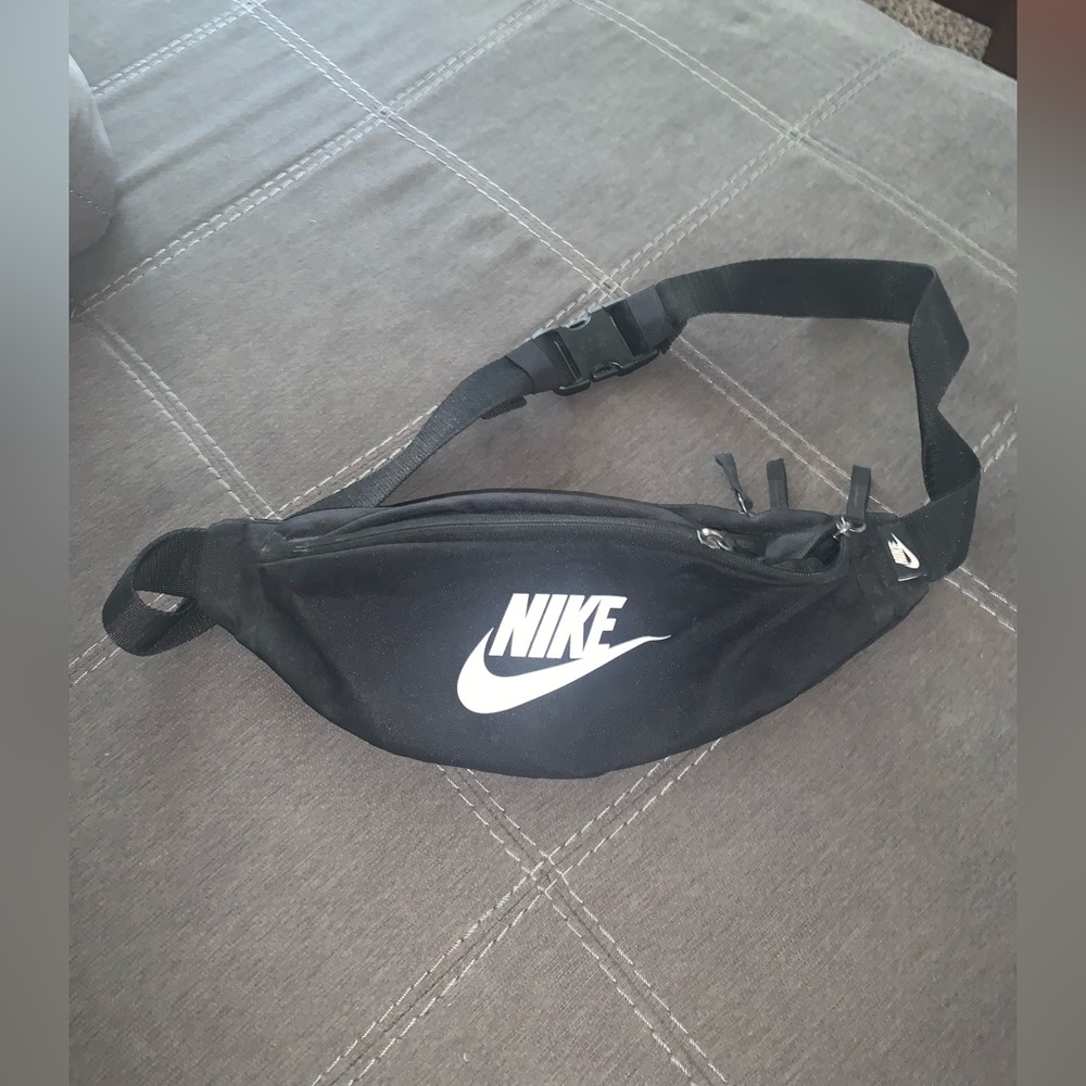 Nike Crossbody
